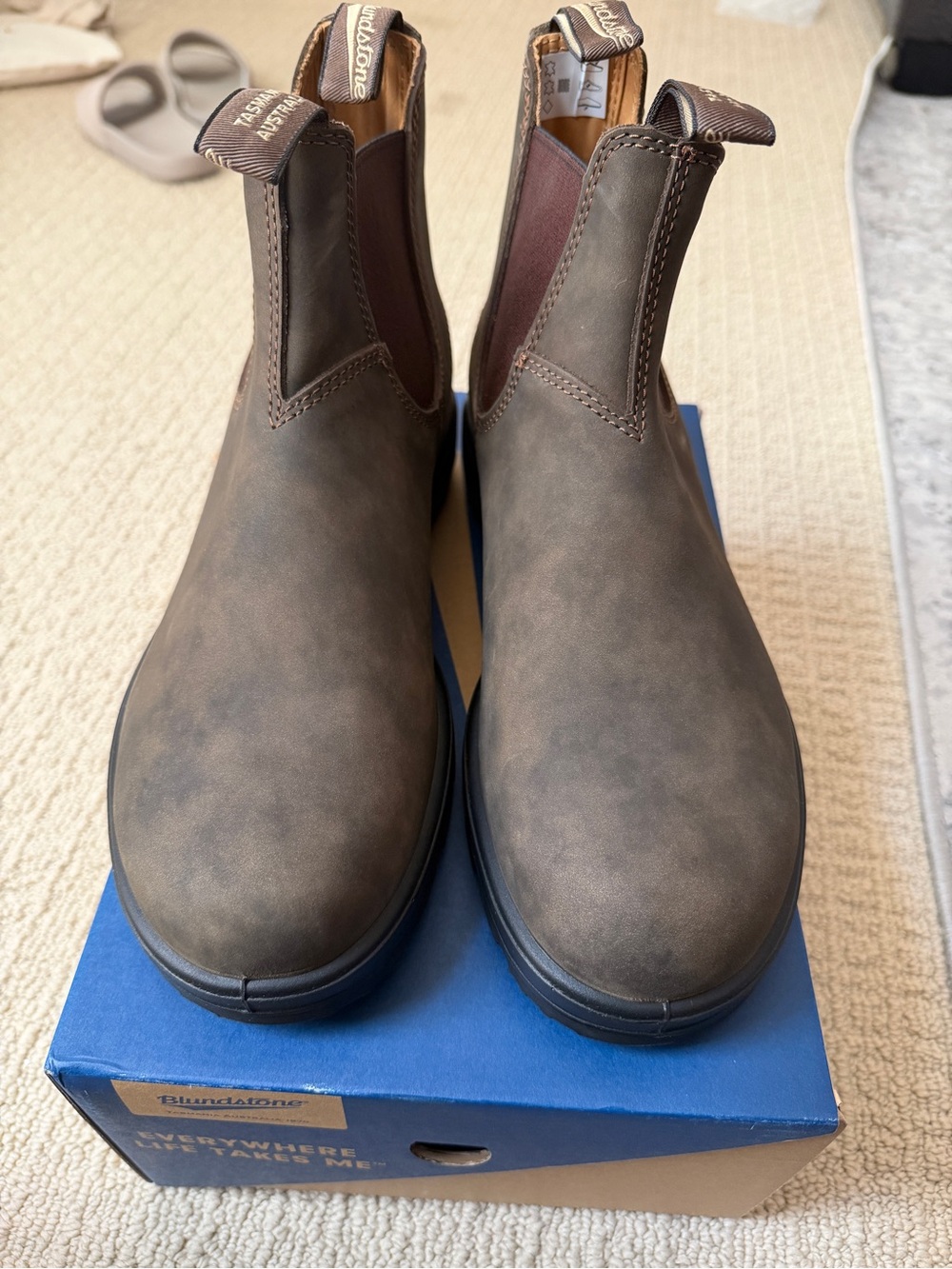 Blundstone Men's Brown Leather Chukka Boots - NEVER WORN NEVER USED
